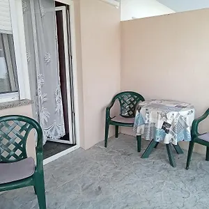  Appartement Ninske Vodice